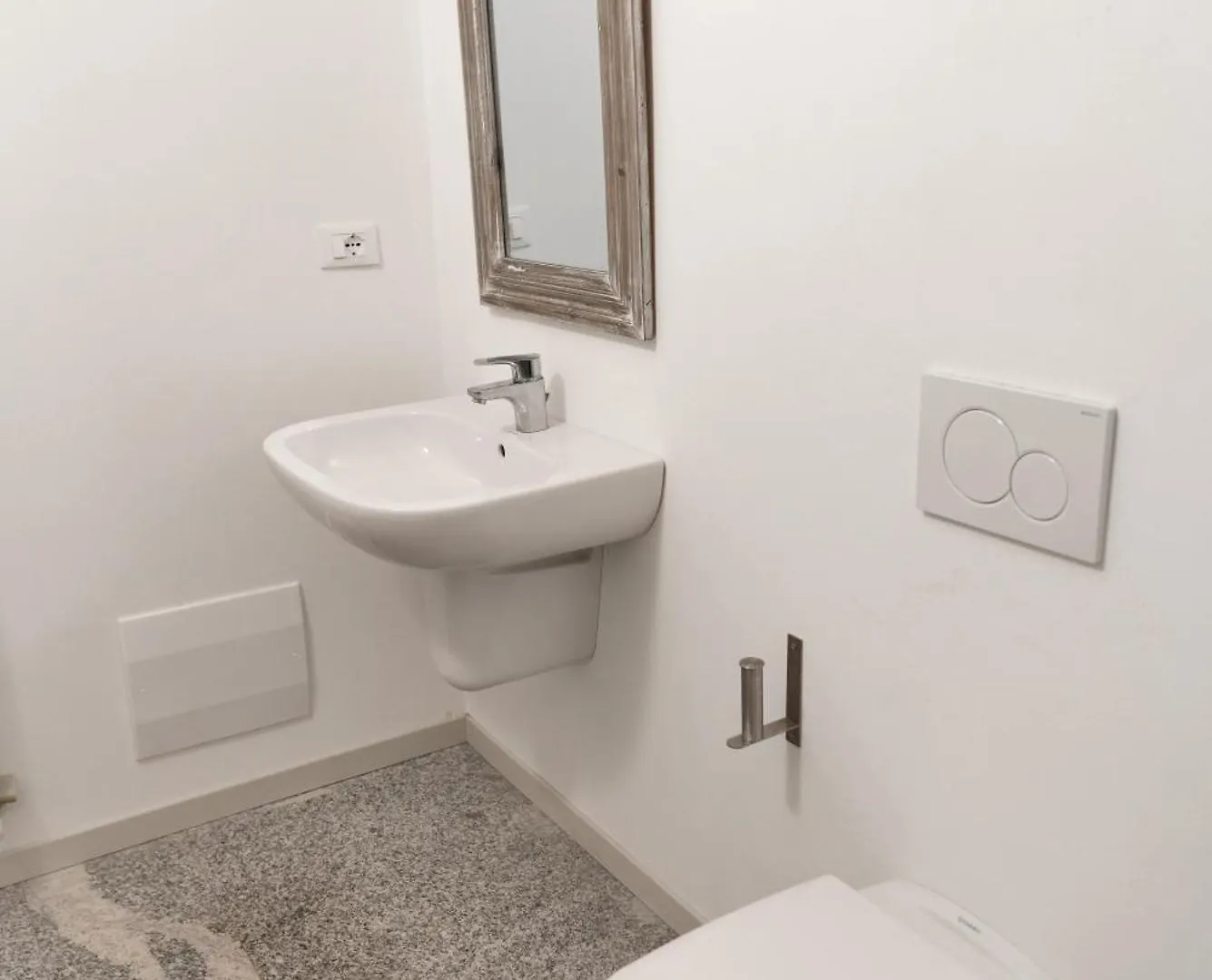 Torretta Della Pescalina - Pescate - Lecco Apartment 0*,